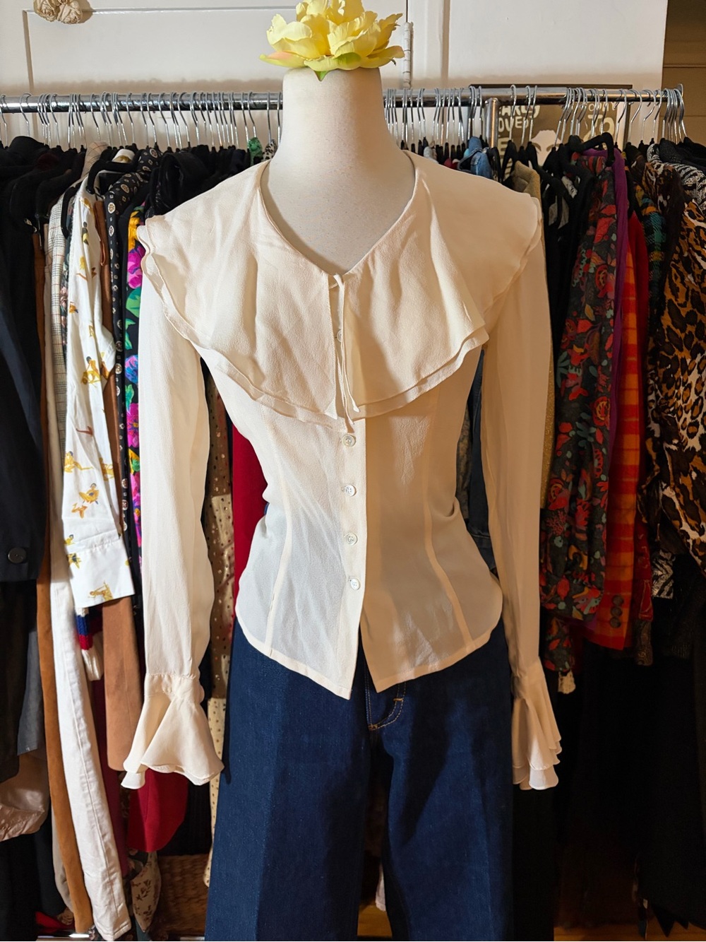 Vintage Anne Klein II Ruffle Accent Long Sleeve Blouse